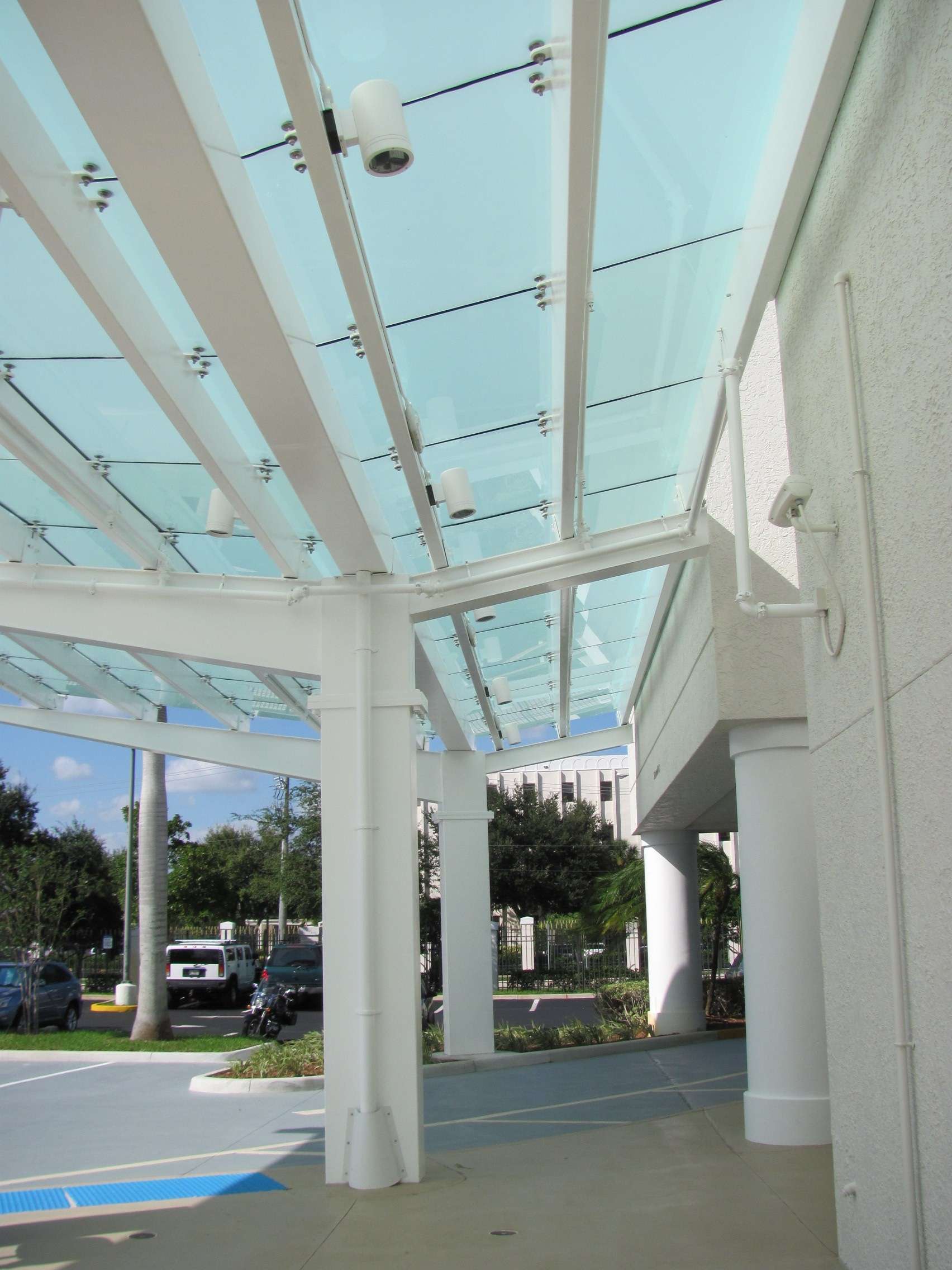 The Dorothy Mangurian Comprehensive Women's Center Novum Structures