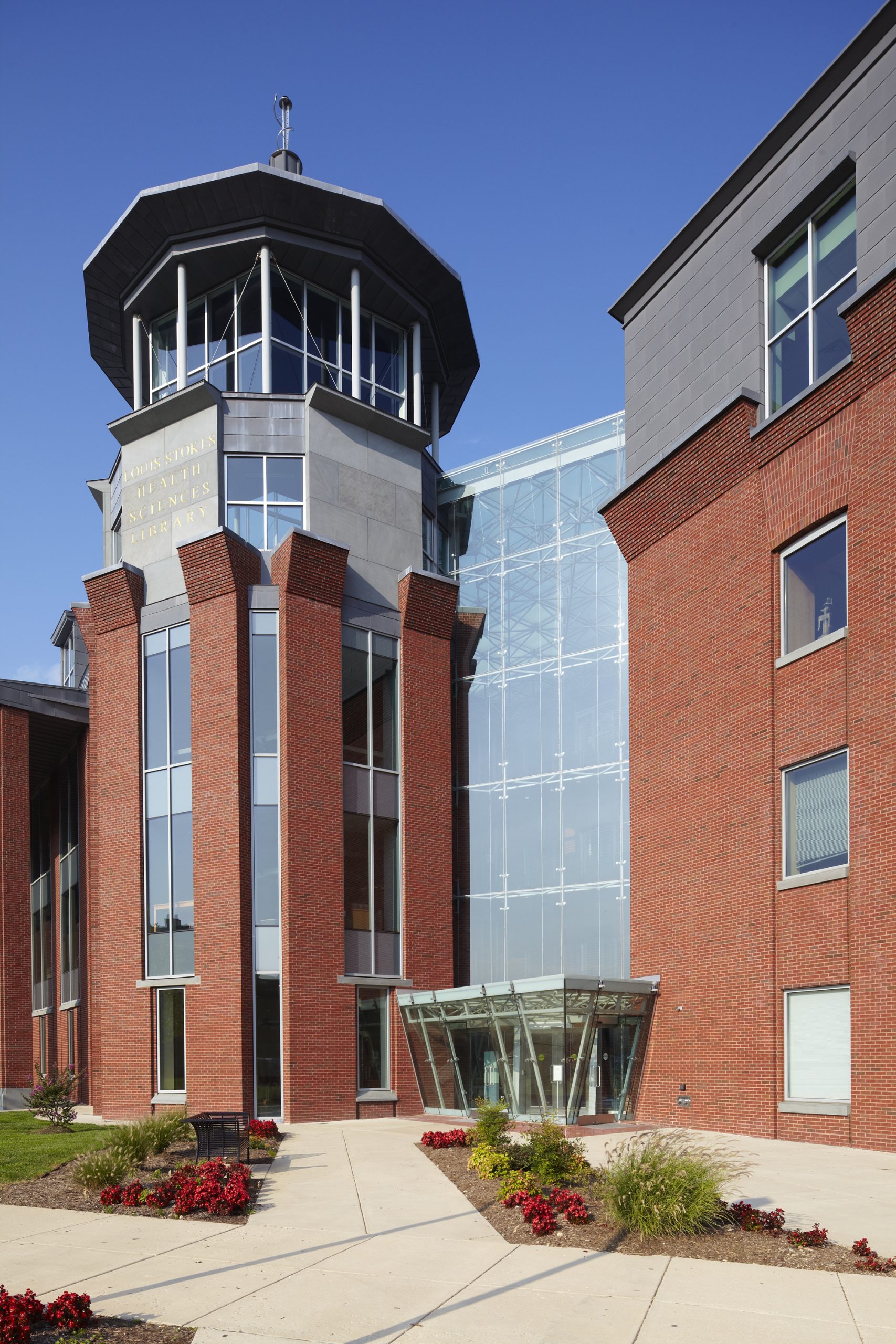 Howard University: Louis Stokes Health Sciences Library
