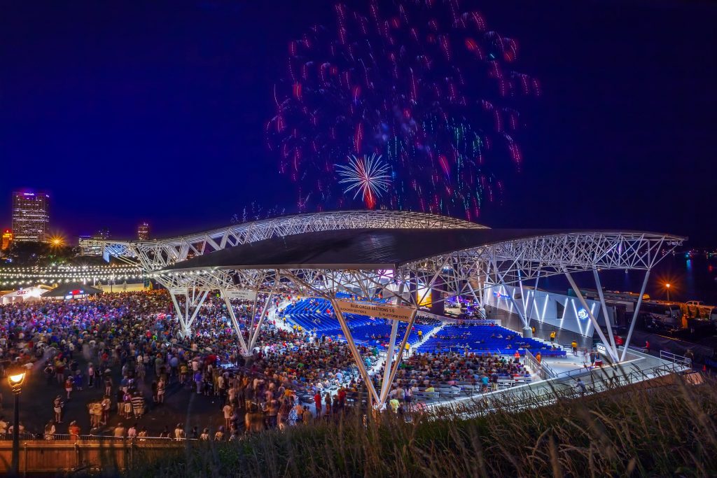 Novum BMO 6797 CNP BMO Harris Pavilion